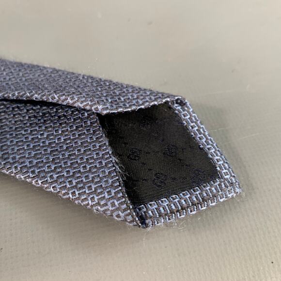 GUCCI One Size Blue Grey Checkered Silk Tie - Picture 5 of 6